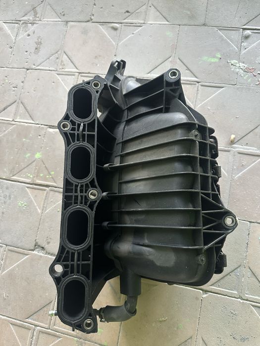 Продам выпускной коллектор