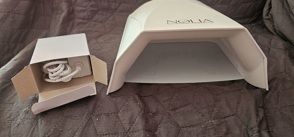 Чисто нова UV лампа Nolia за маникюр