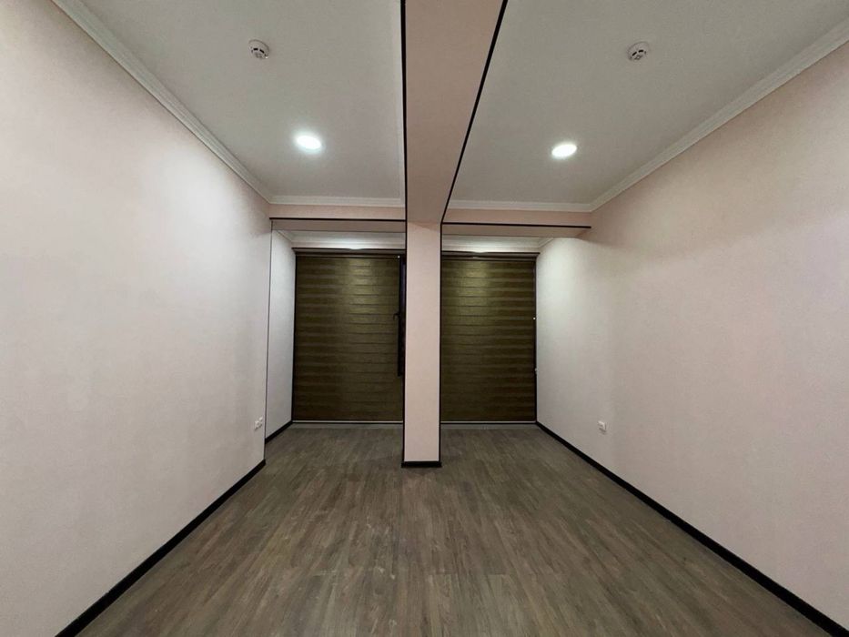 Аренда под офис Чорсу , Гулобод 200м2 7 комната 1м2 10$, 2000$