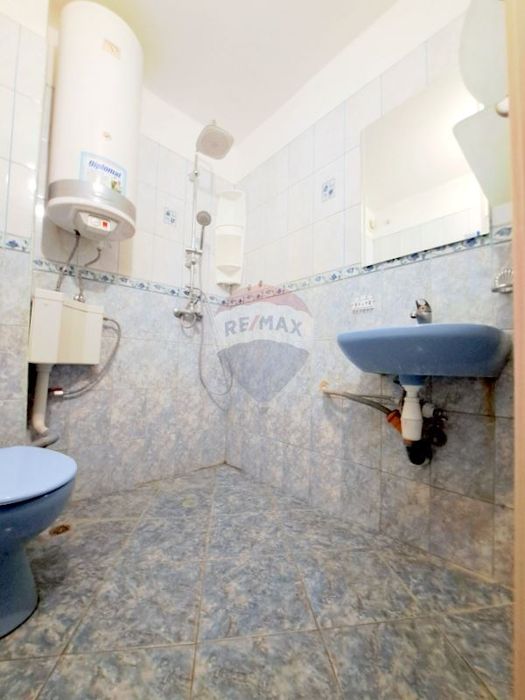 Продава се Тристаен апартамент в Варна, Възраждане 1 - 94 кв.м за 1649 €/кв.м - Снимка #12