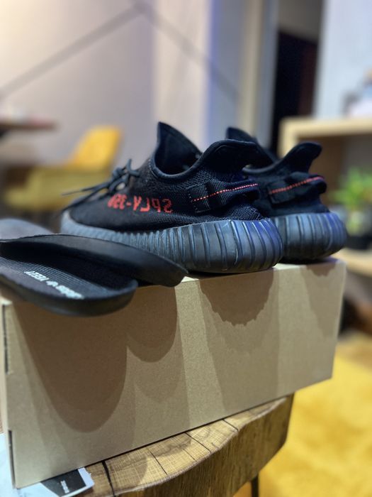 Yeezy 350 Black Red BRED