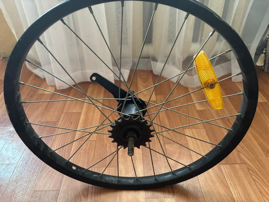 Велосипедттер  мен  спорттық заттар