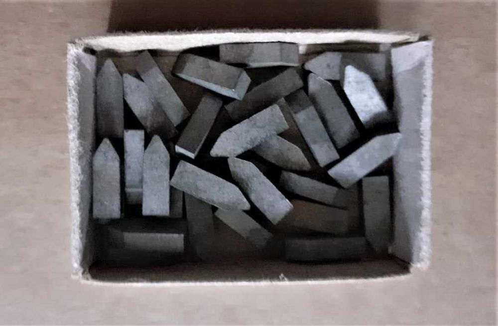 Набор победитовые Напайки для токарных резцов \новые\ СССР (30шт.)