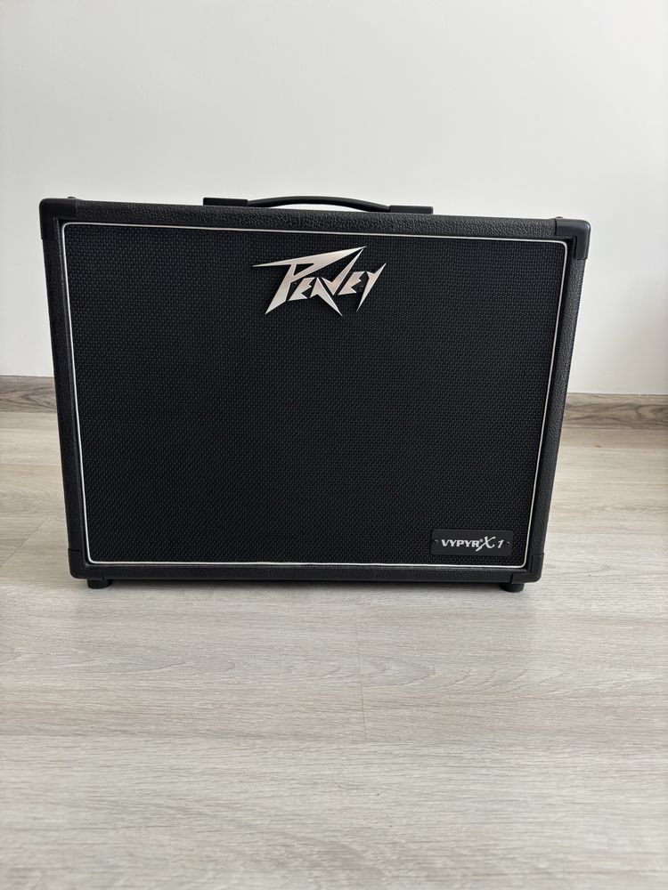 Гитарный комбик peavey vypyr x1