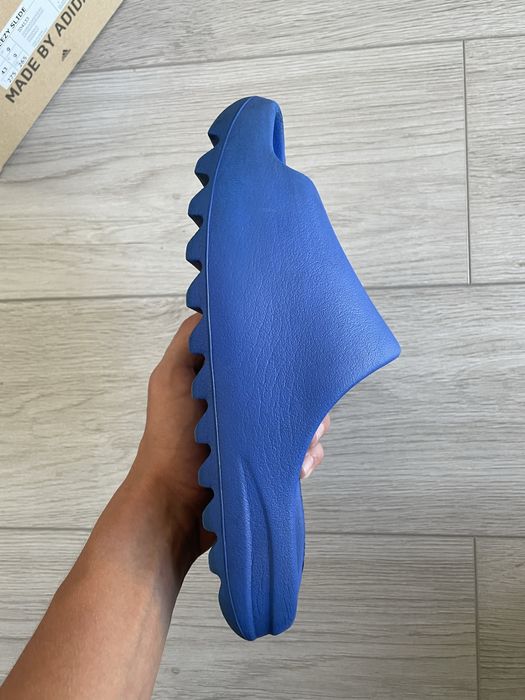 Yeezy Slide Azure