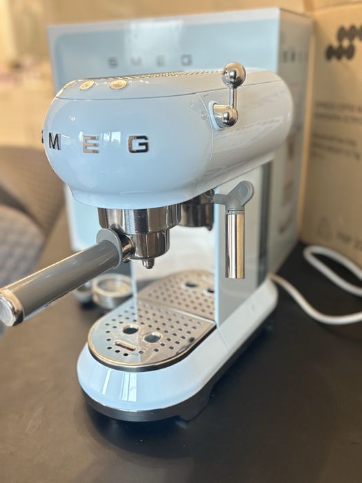 Кафемашина на Smeg