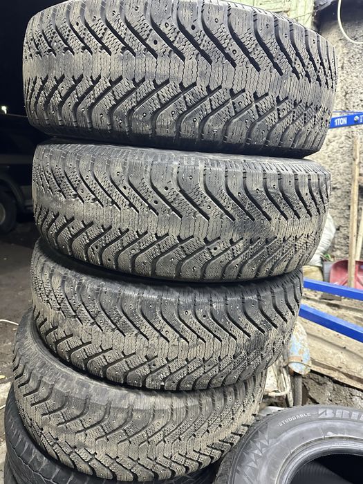 265/65/17 зима шипы 4шт комплимент