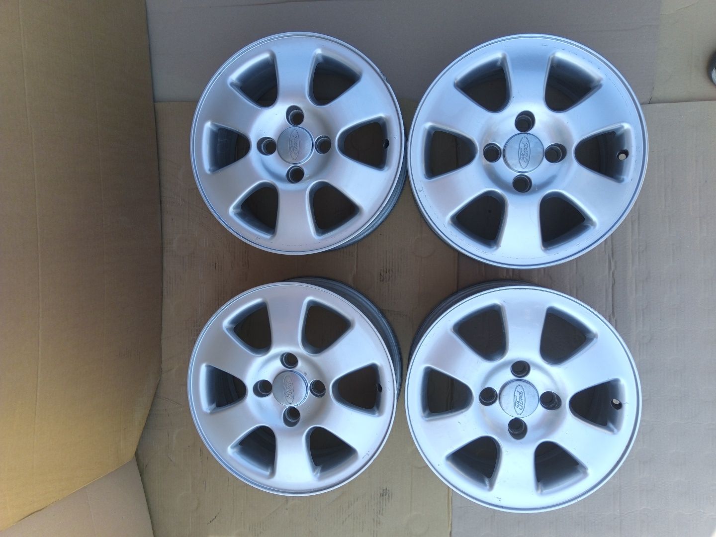 Алуминиеви джанти за Ford "15" 4x108 ET 48.5  (20)