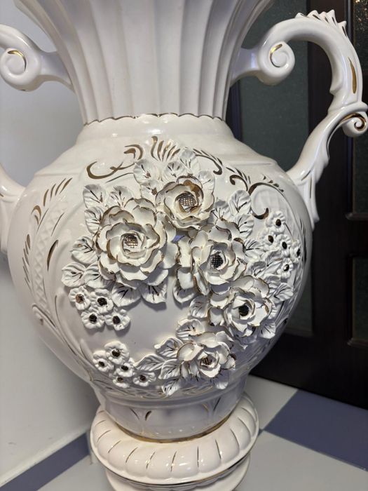 Vază porțelan alba