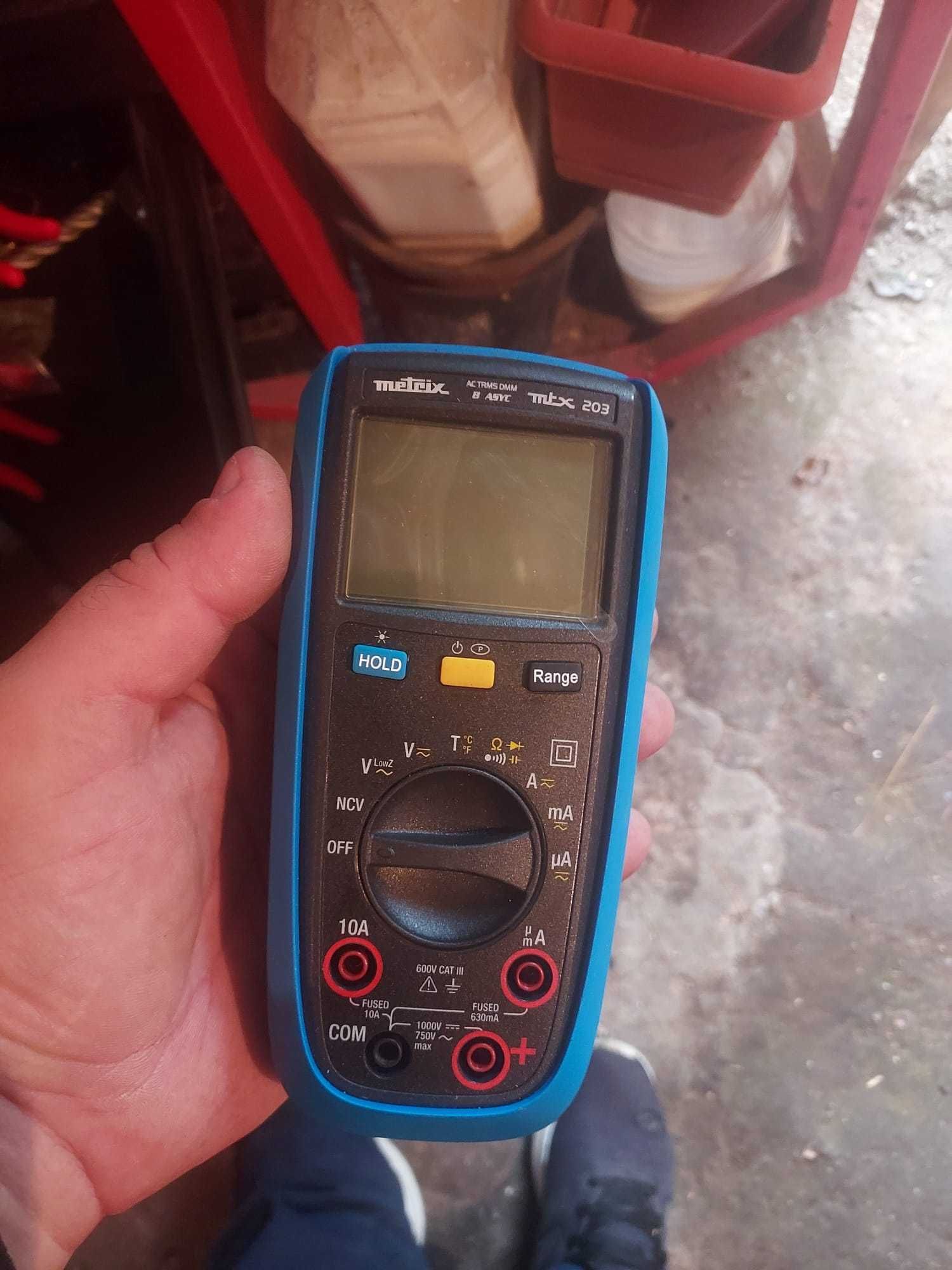 Multimetru digital metrix 203