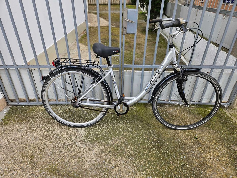 Алуминиев велосипед 28 цола CITY BIKE-шест месеца гаранция