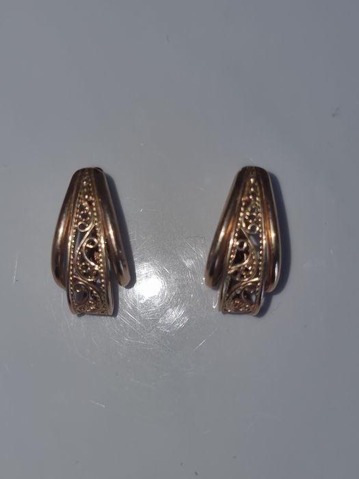 Золотые серьги 583 пробы