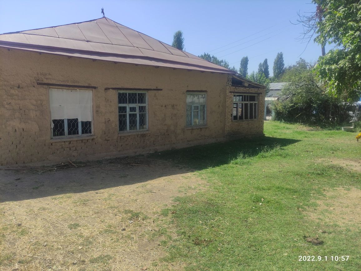 Продается 5комнатный Дом участок