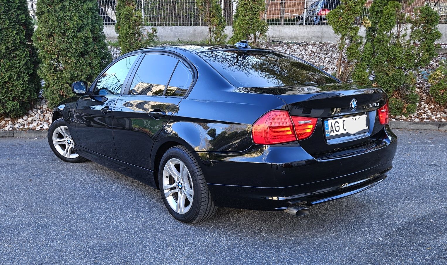 BMW E90  / Facelift/ Xenon  / Navigatie