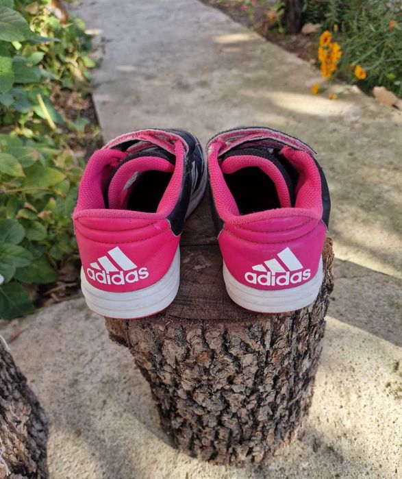 Adidas 32 номер Детски оригинални маратонки за момиче