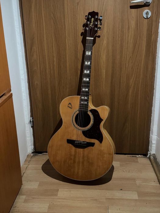 Chitara Takamine electro-acustică
