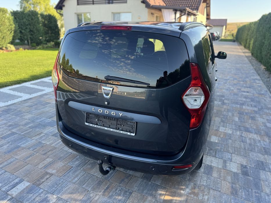 Dacia Lodgy 1.5 diesel/an2012/5 locuri/Aer Conditionat/recent adus