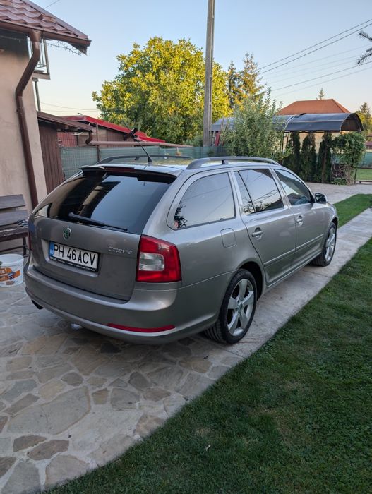 Vând Skoda Octavia 2