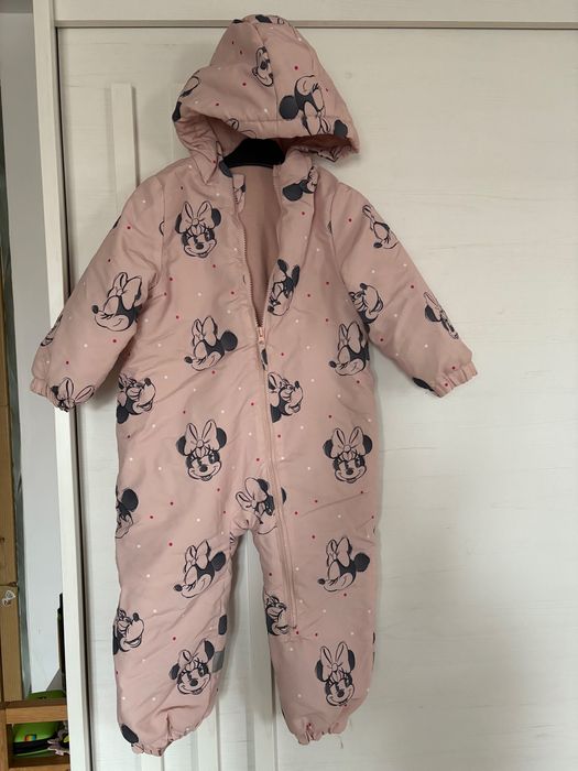 Combinezon iarna roz Minnie Mouse marime 98