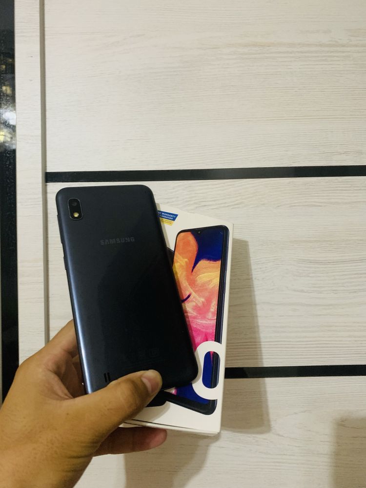 Galaxy A 10 64 gb sotiladi