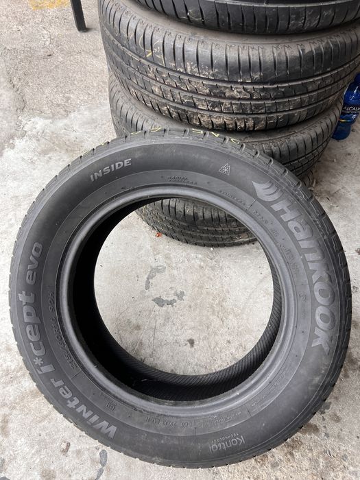 2 anvelope iarna 215/60/16 , Hankook !