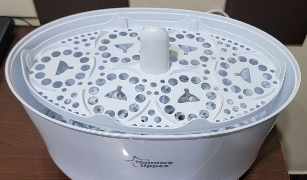 Sterilizator biberoane Tommee Tippee