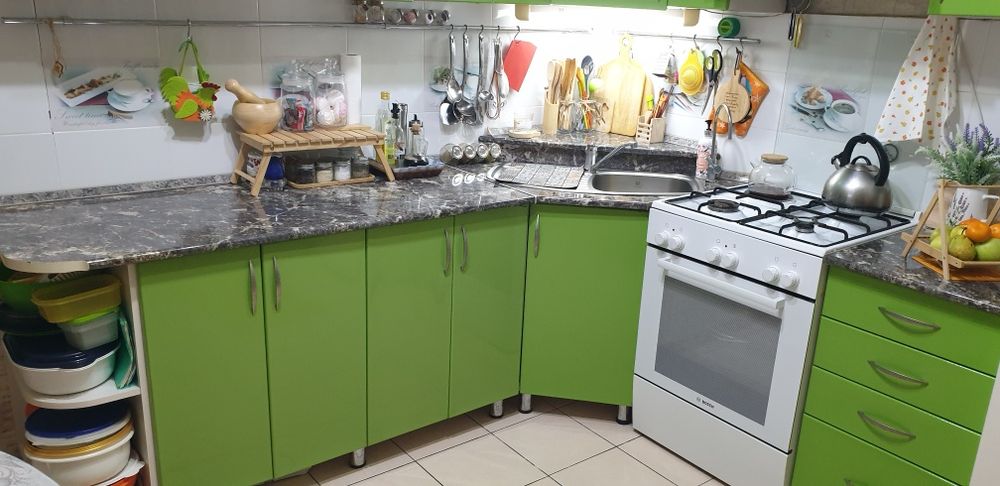 Кухонный гарнитур