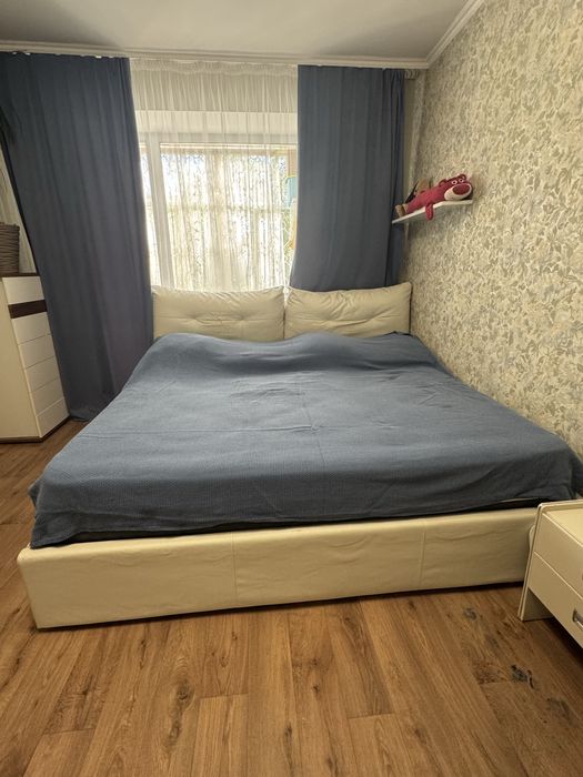 Кровать  200*200 см +тумба