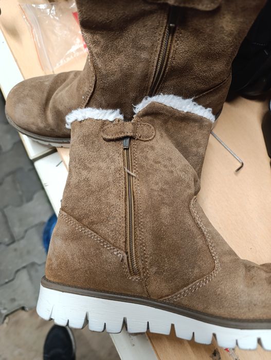 Детски боти от естествена кожа -велур