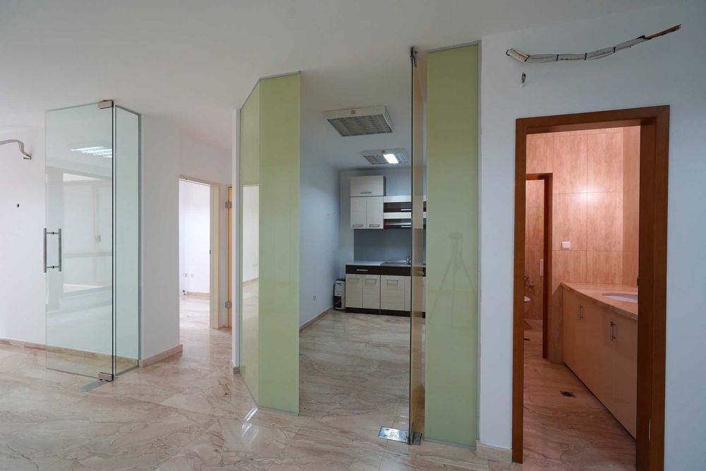 Продава се  в Варна, Център -  кв.м за 0 €/ - Снимка #12