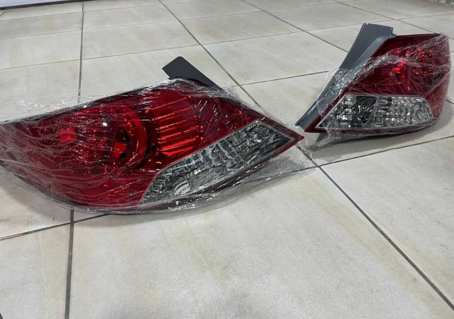Задние фонари для Hyundai Accent