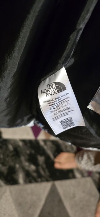Vând geaca the North face