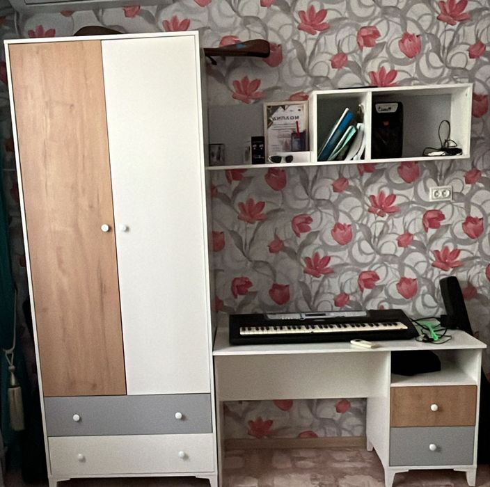 Письменный стол шифонермен