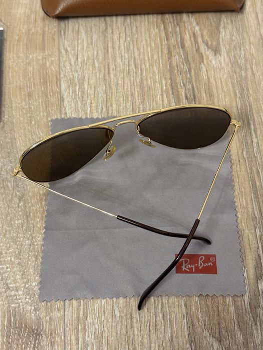 Ochelari Ray-Ban - model aviator, originali, ca noi.