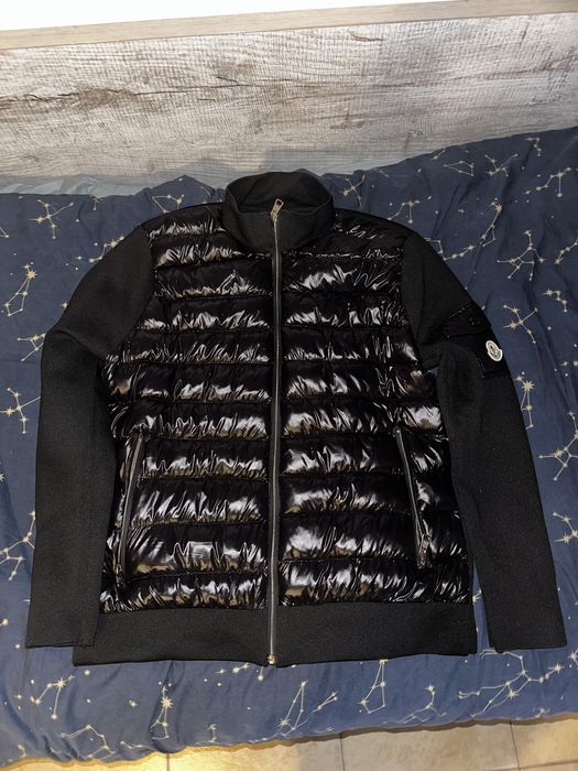 Moncler леко яке.