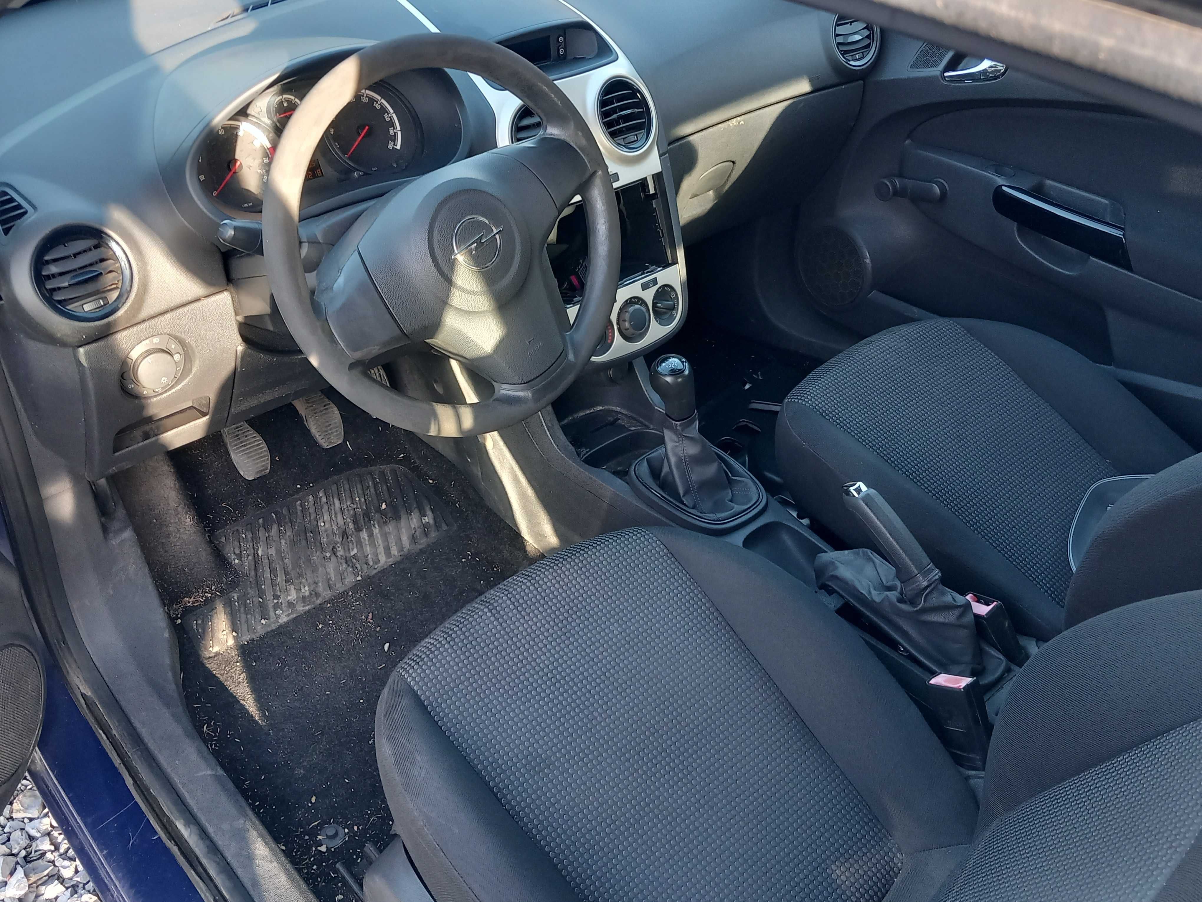 Opel Corsa 1.0 12V-60кс./2010/- на части