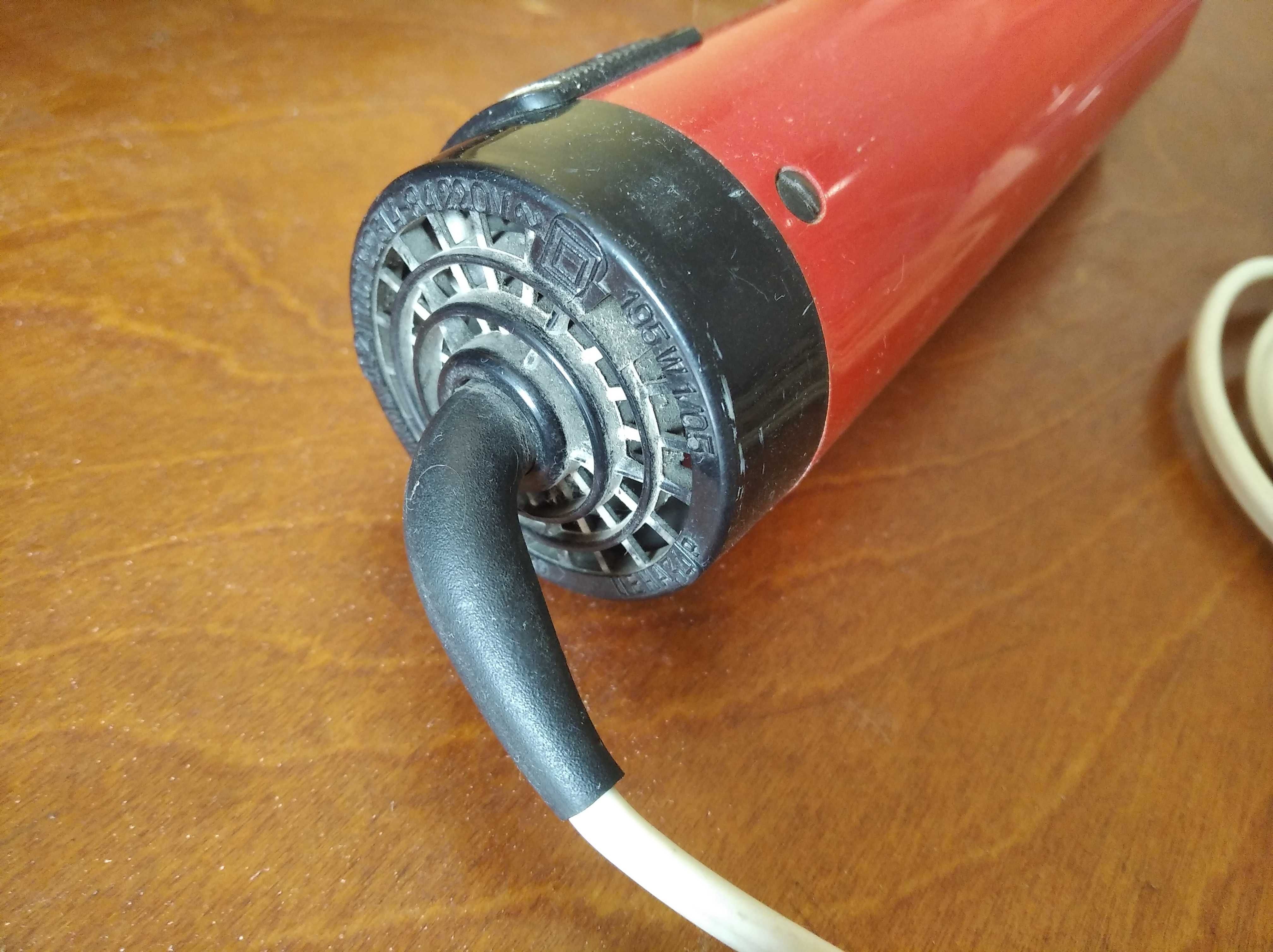 Маленький фен (200W).