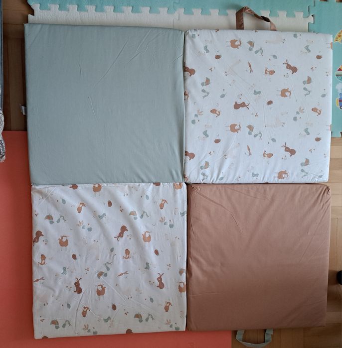 Covoras Interactiv 120x120cm, Saltea Convertibila si Scaun pentru Bebe