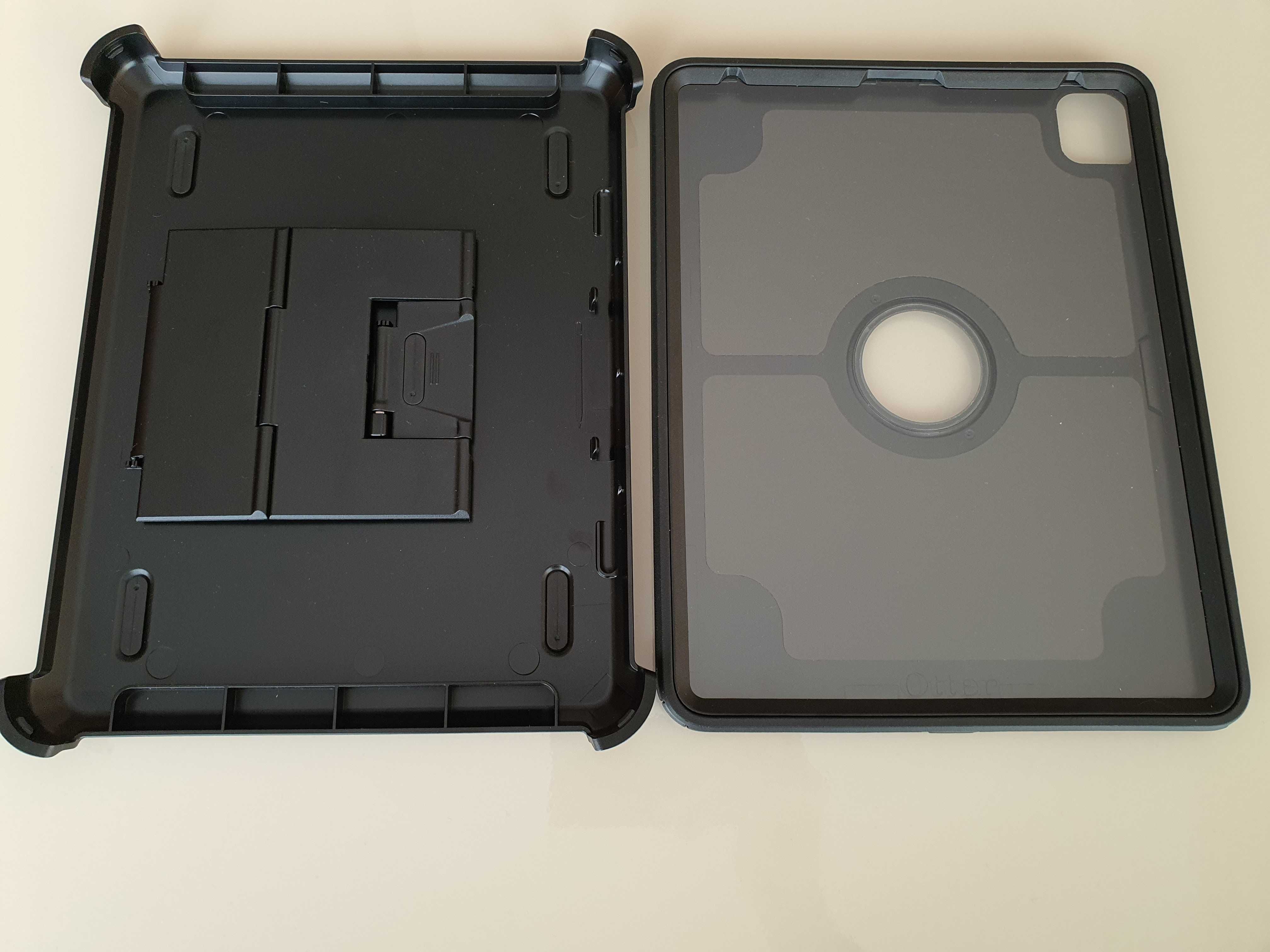 Otterbox Defender Case - кейс с изключителна защита за iPad Pro 12.9