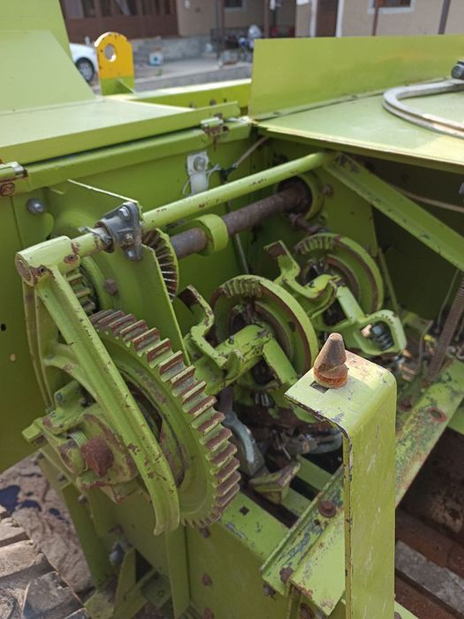 Germaniski claas 55 faqat sroʻchna sotiladi