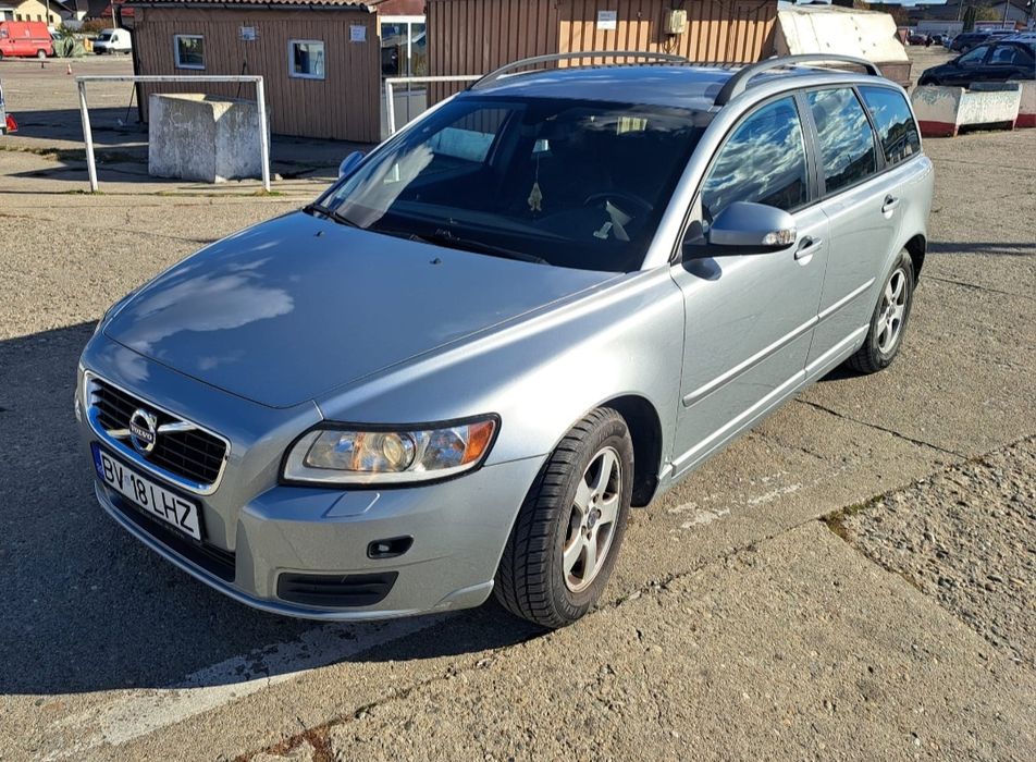 Volvo v50 2.0 benzina  203 500km