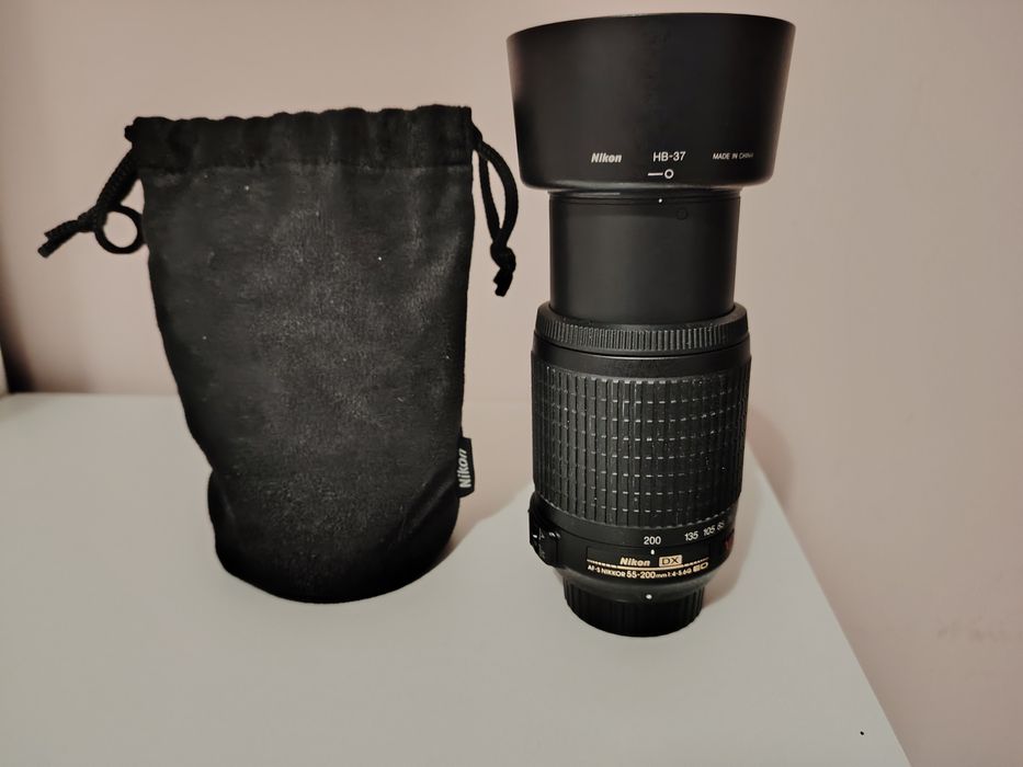 Фотоапарат Nikon d3100 с два обектива и аксесоари