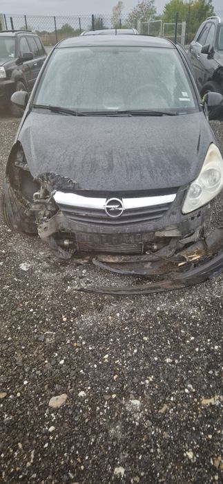 Опел корса Д 1.3 CDTI