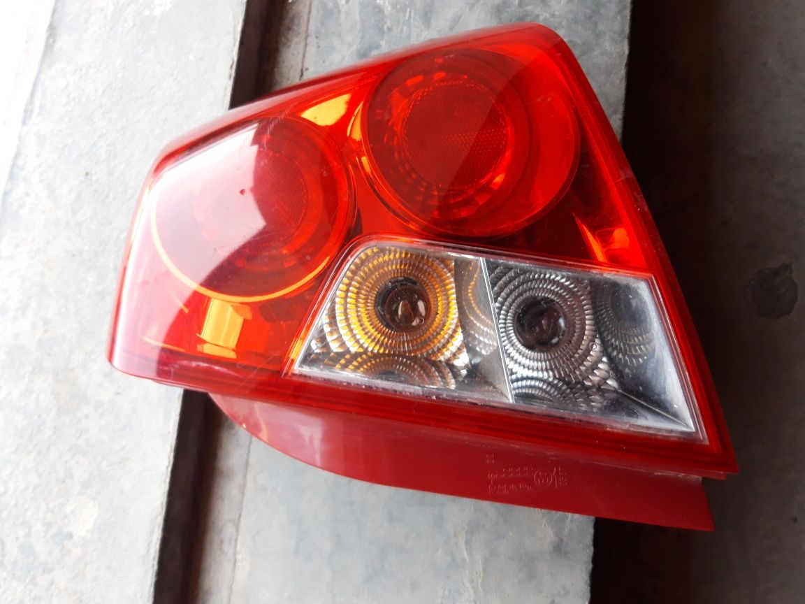 Lassettiga optra orqa stop