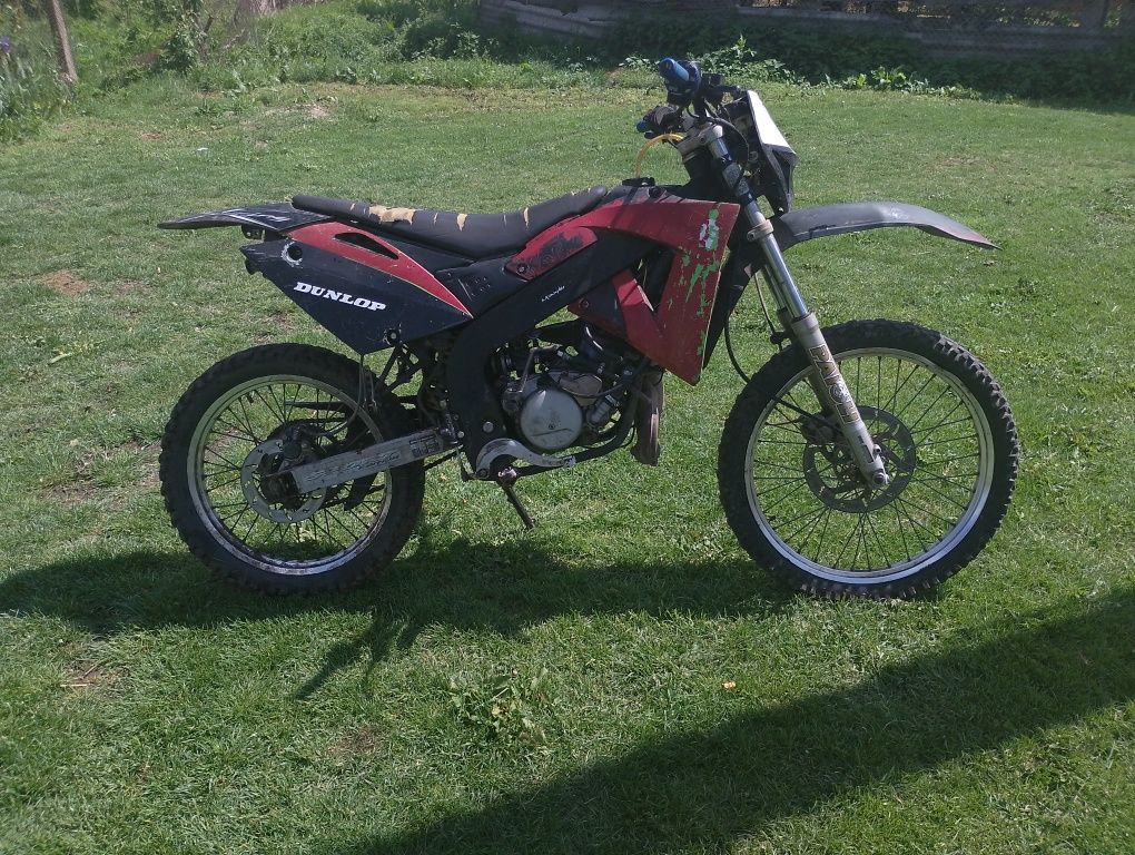 Продавам rieju rrx 50