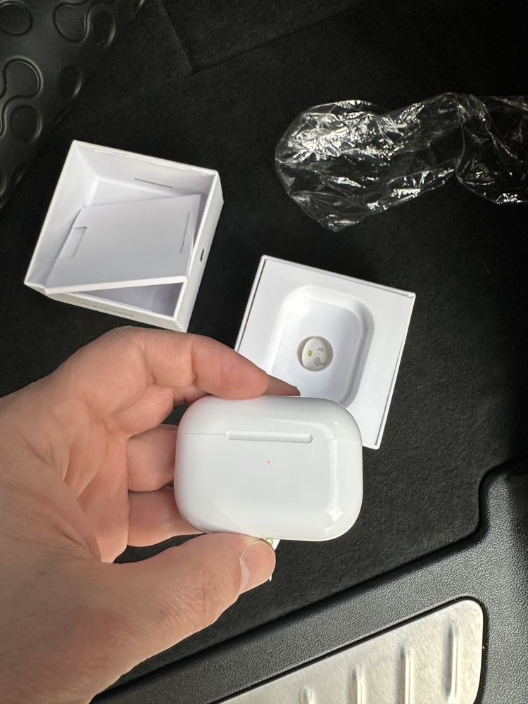 AirPods Pro 2 слушалки