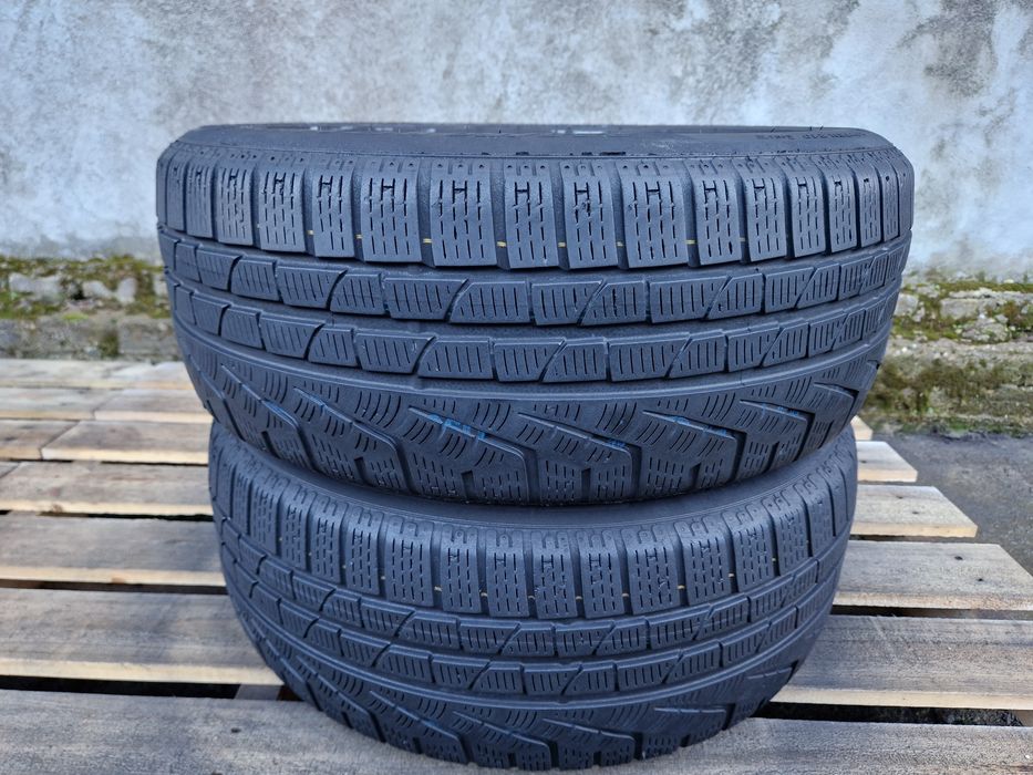 2anvelope iarna 225 50 17 Pirelli