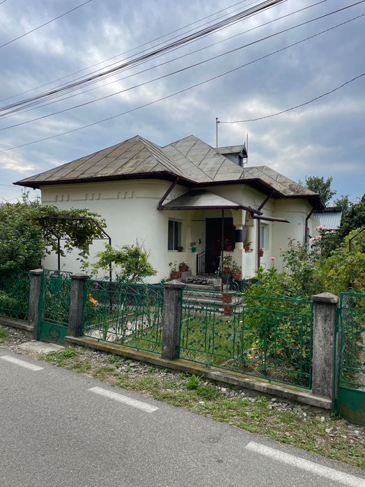Casa cu teren Calimanesti