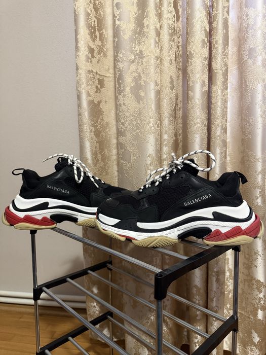 Balenciaga Triple S Trainers Black Red White