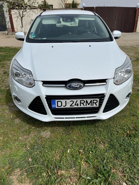 Ford Focus 2012 , masina este in stare buna , nu are probleme tehnice